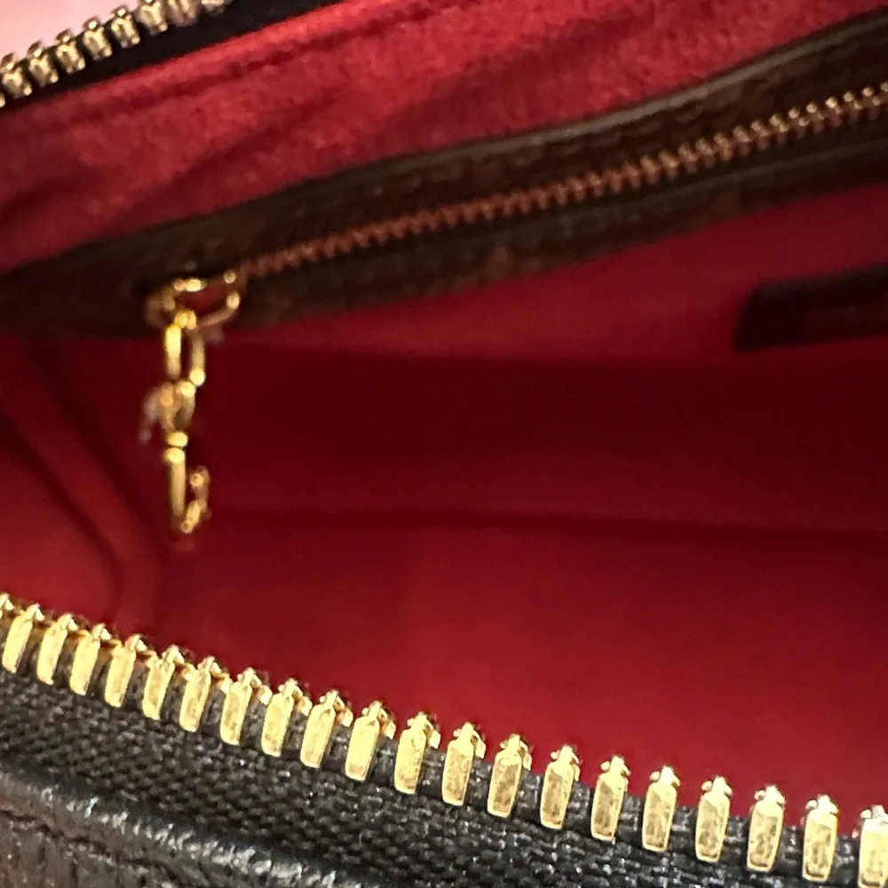 Louis Vuitton Speedy 30 Bandouliere Leather & Monogram Teddy Shearling- Black - Picture 9 of 14